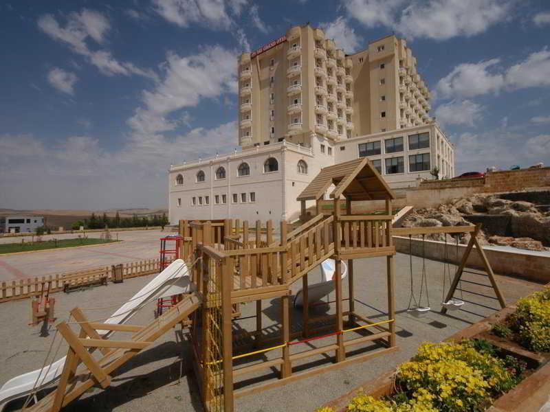 Yay Grand Hotel Mardin Bagian luar foto